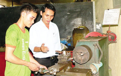 Thiết bị thực hành trường nghề quá cũ